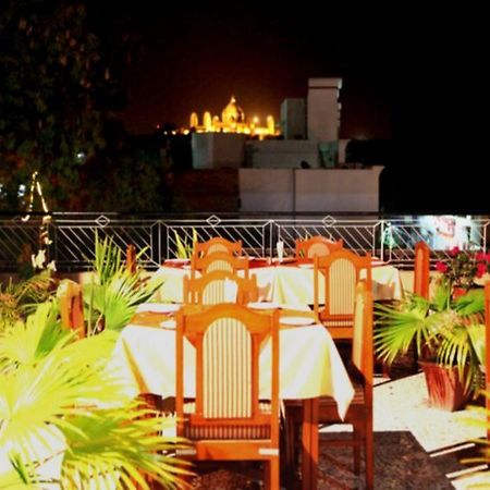 Hotel Sandhu Palace Jodhpur  Eksteriør billede
